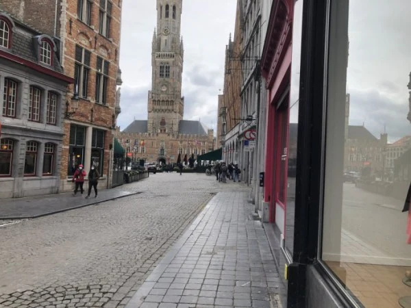 description of picture 5